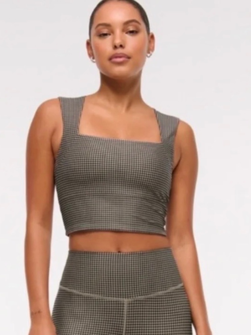 Abercrombie & Fitch YPB Crop Top